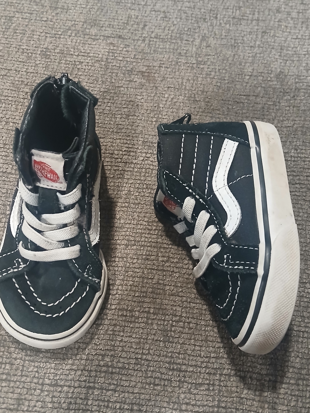 Vans Kids Black High-Top Skate Shoes with White Stripe Sz Toddler 5